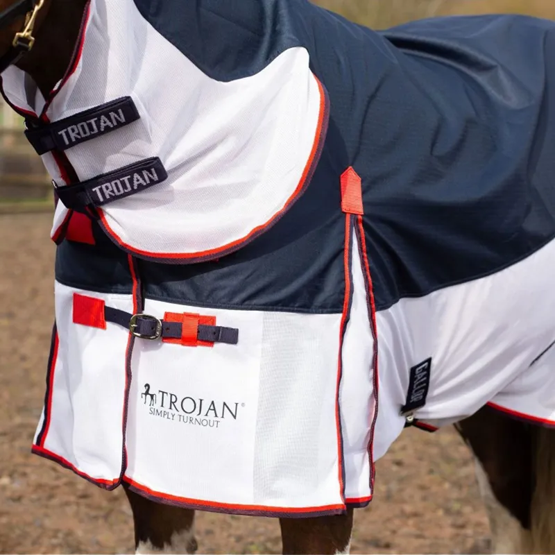Gallop Trojan Fly Turnout Combo Rug in White/Navy-2